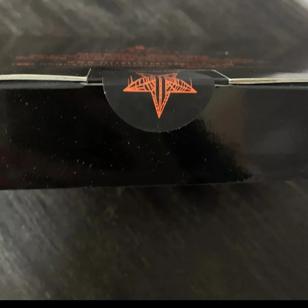 NIB Sealed JEFFREE Star Halloween Spider Mirror Black Soft Touch Exclusive 2021